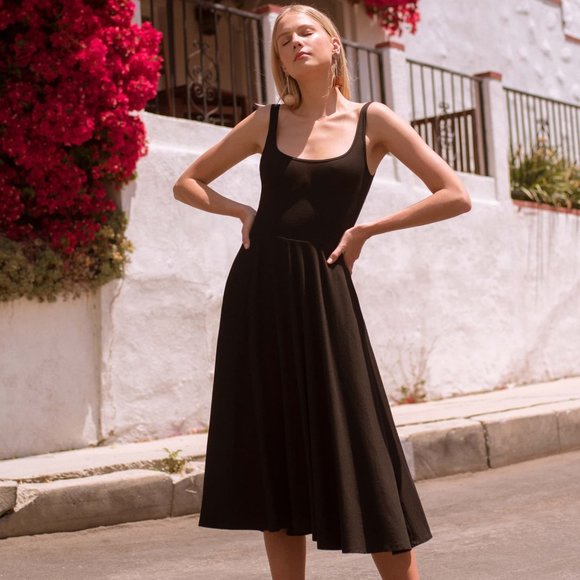 Reformation Dresses & Skirts - REFORMATION ROU Midi Fit Flare Jersey Dress